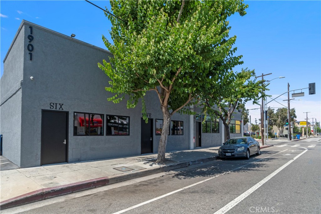 1901 S Pacific Avenue 6 Property Photo 11