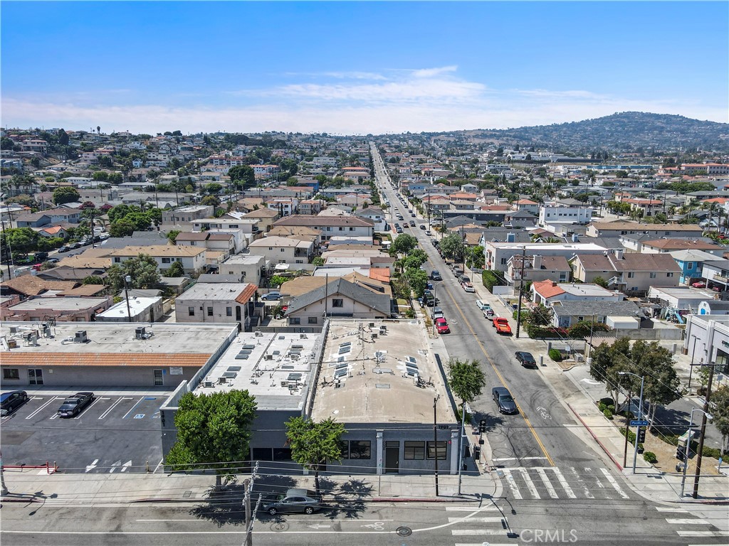 1901 S Pacific Avenue 6 Property Photo 17