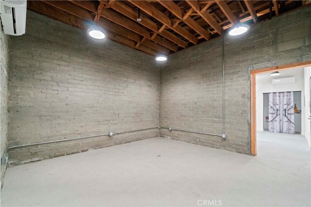1901 S Pacific Avenue 7 Property Photo 3