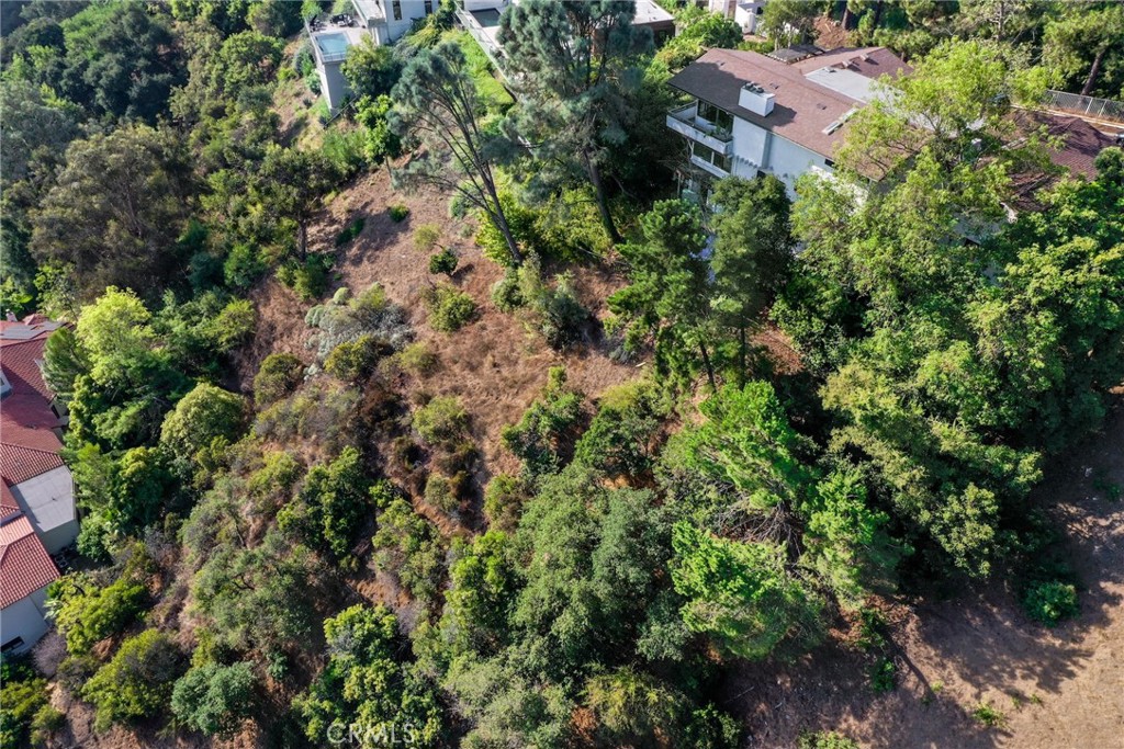 1220 Linda Flora Property Photo