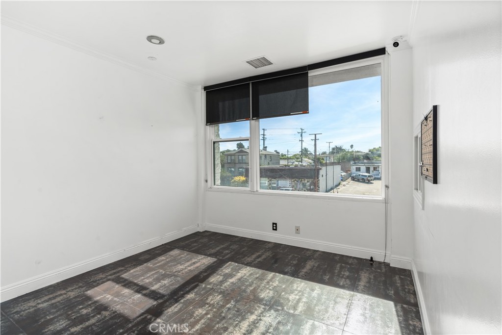 2321 Torrance Boulevard Property Photo 17