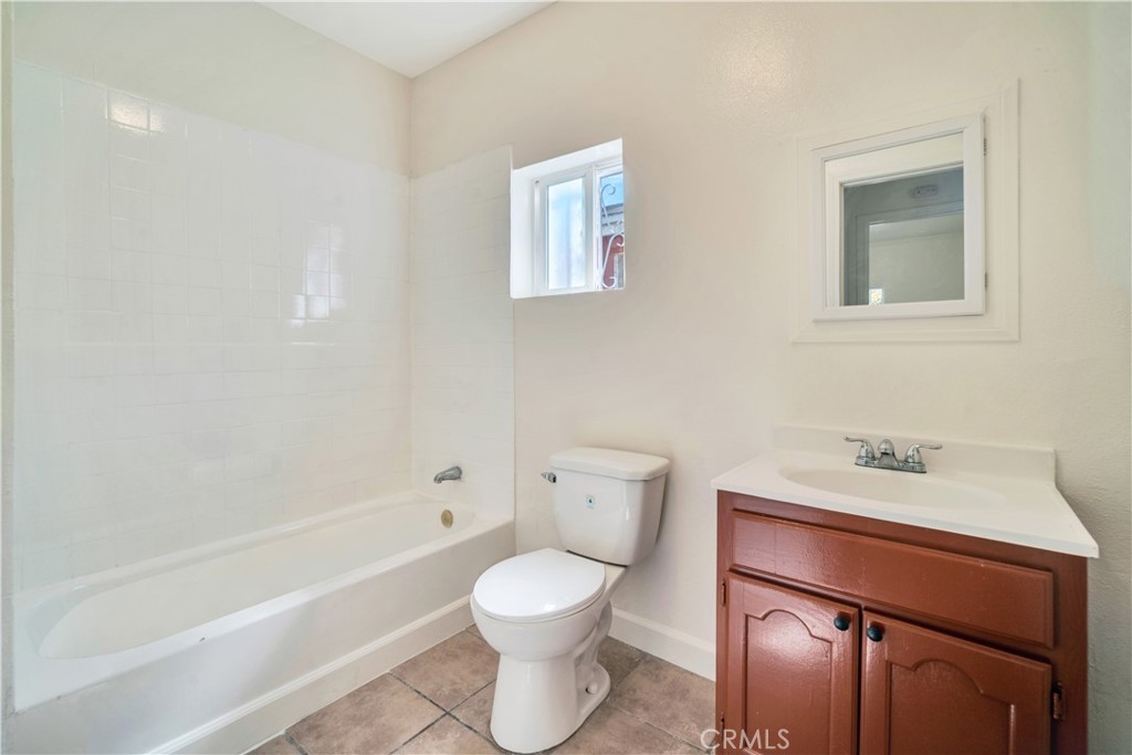 916 W 88th Street Property Photo 36