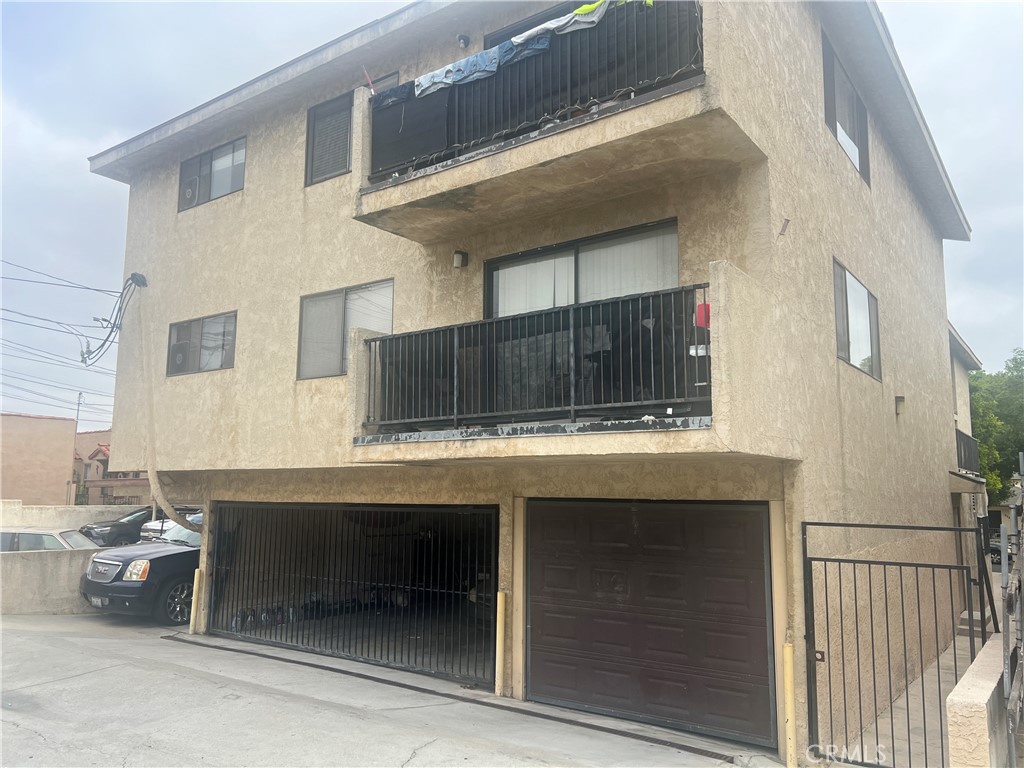 929 S Alma Street Property Photo 4