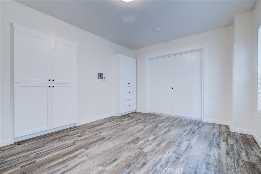 12 25th Place Property Photo 8