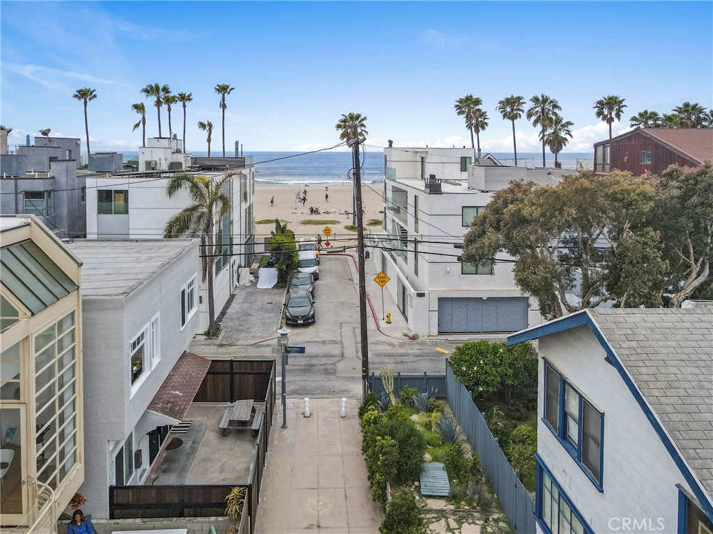 12 25th Place Property Photo 12
