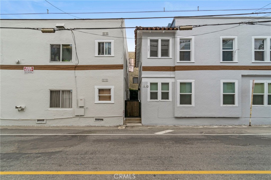 12 25th Place Property Photo 18