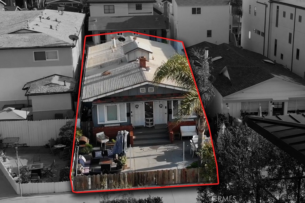 47 21st Court Property Photo 2