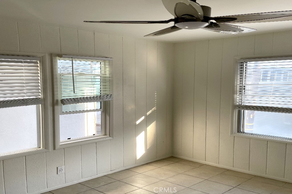 47 21st Court Property Photo 9