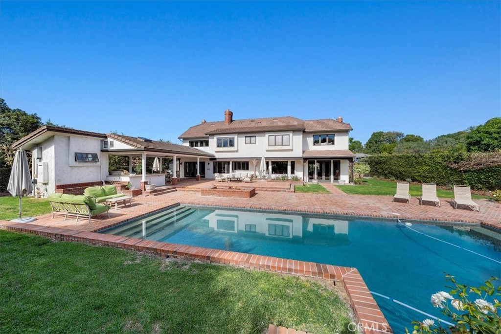 6 Country Meadow Road Property Photo