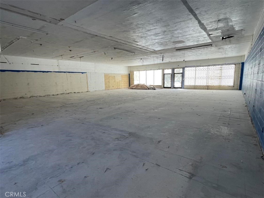 14526 Crenshaw Boulevard Property Photo 2