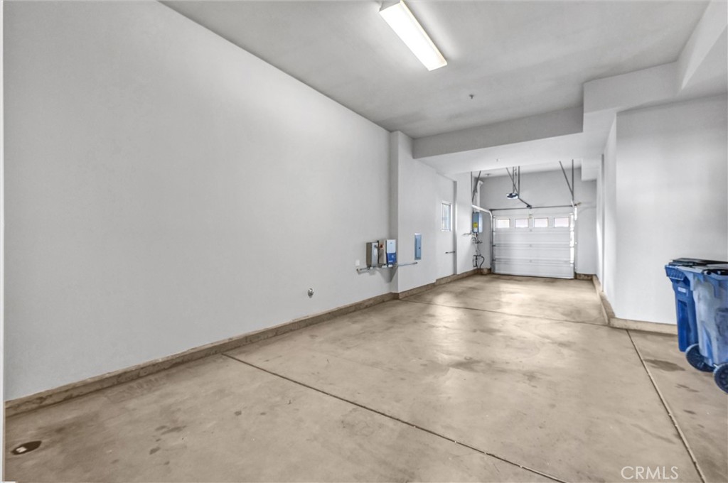 1602 W Artesia Square A Property Photo 6