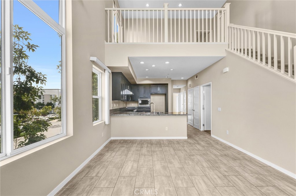 1602 W Artesia Square A Property Photo 8