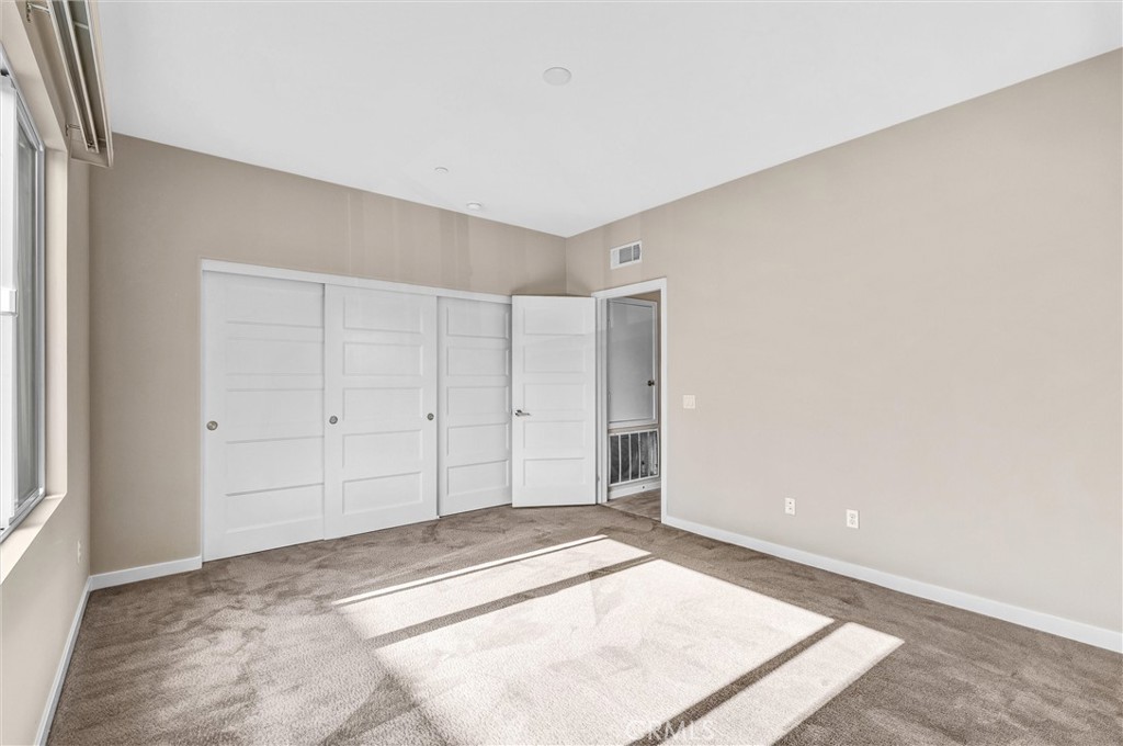 1602 W Artesia Square A Property Photo 15