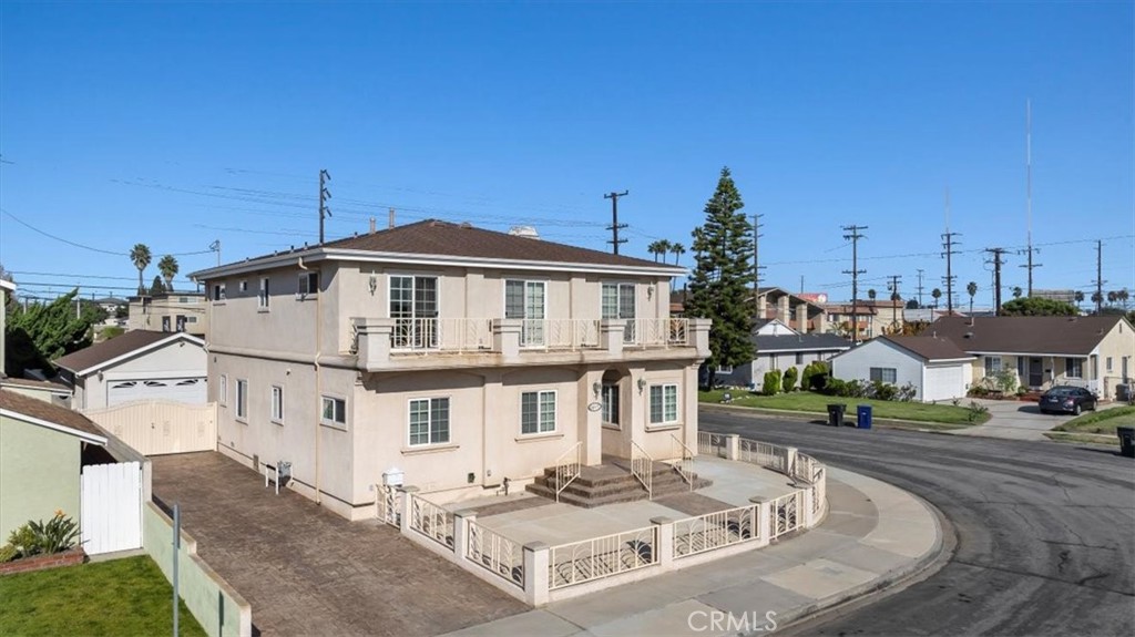 4601 W 191st Street Property Photo