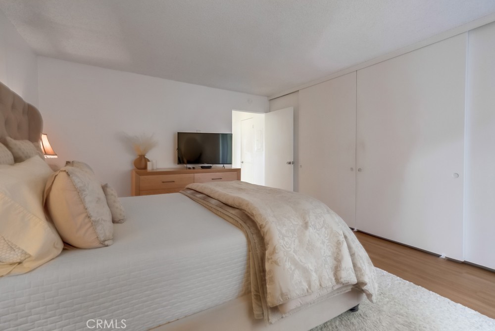 3200 La Rotonda Drive 105 Property Photo 16
