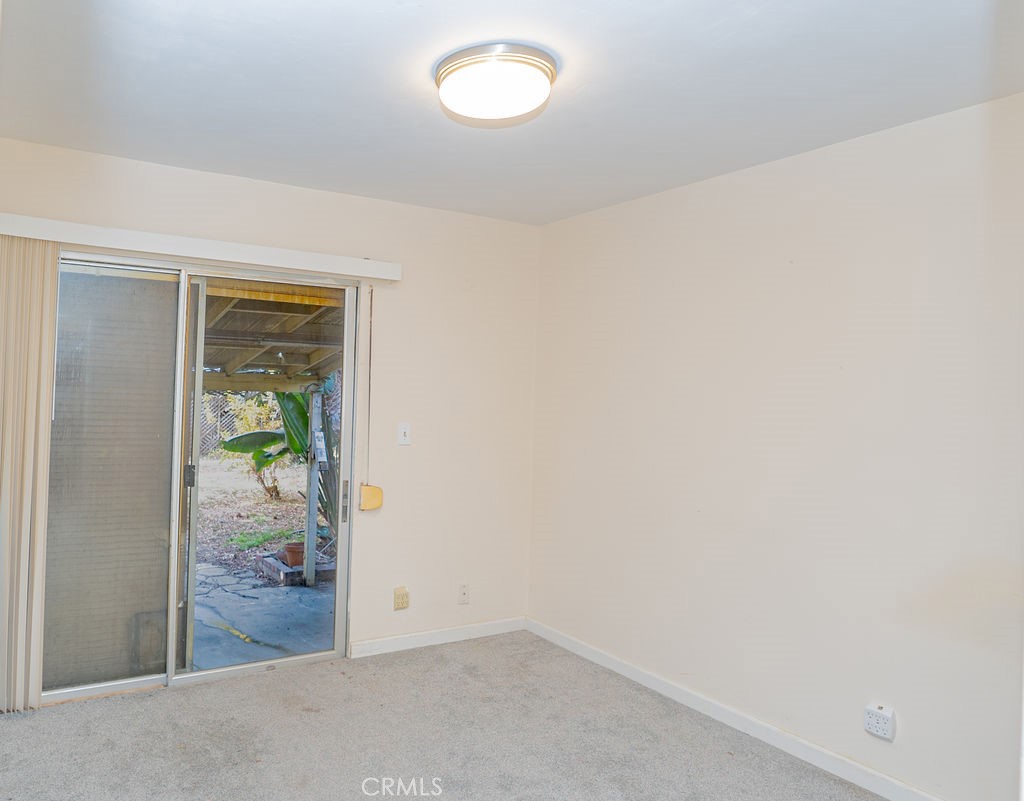 13023 Cordary Avenue Property Photo 10