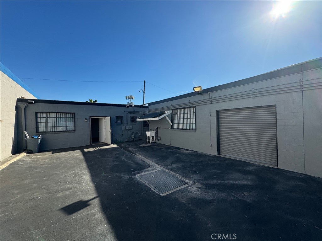 1731 1733 Border Avenue Property Photo 10