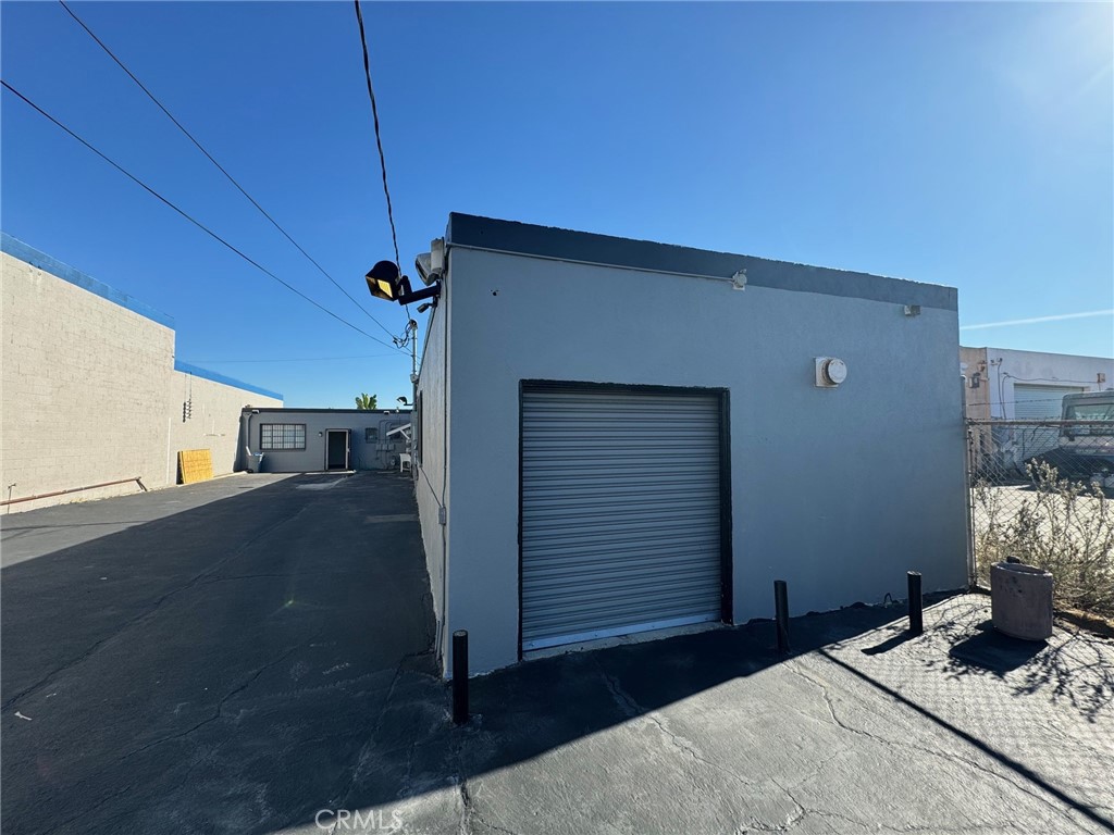 1731 1733 Border Avenue Property Photo 13