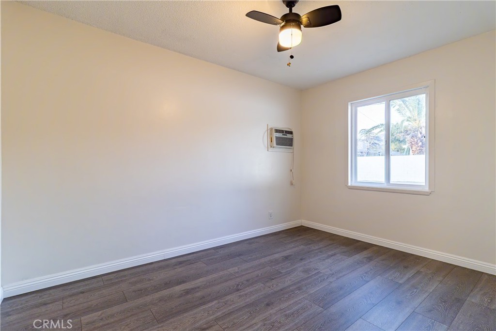 25542 Edgemont Drive Property Photo 12