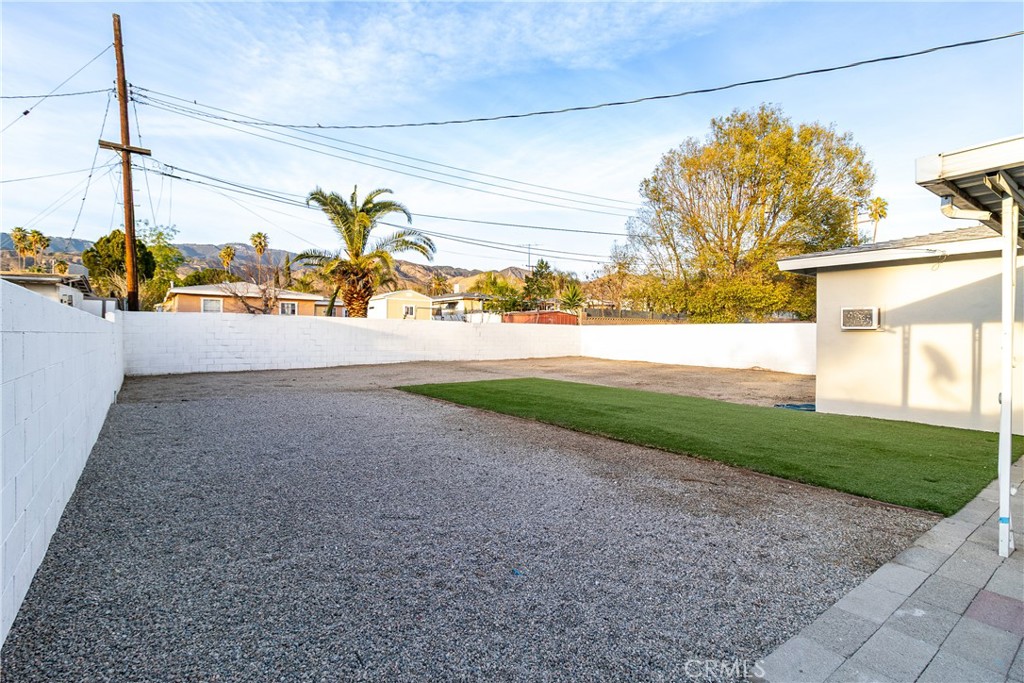 25542 Edgemont Drive Property Photo 18