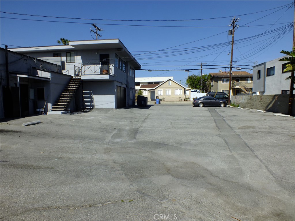 2501 Artesia Boulevard 2501 Property Photo 2