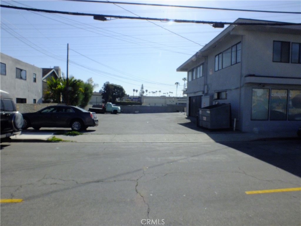 2501 Artesia Boulevard 2501 Property Photo 5