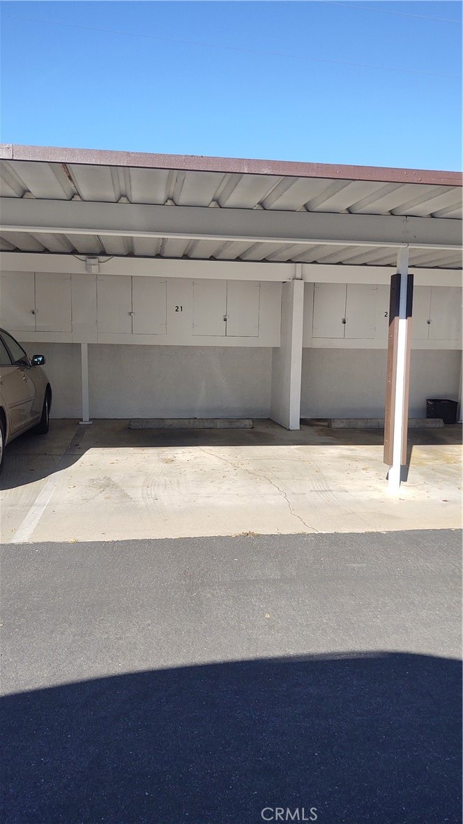 676 N 12th Street 21 Property Photo 3