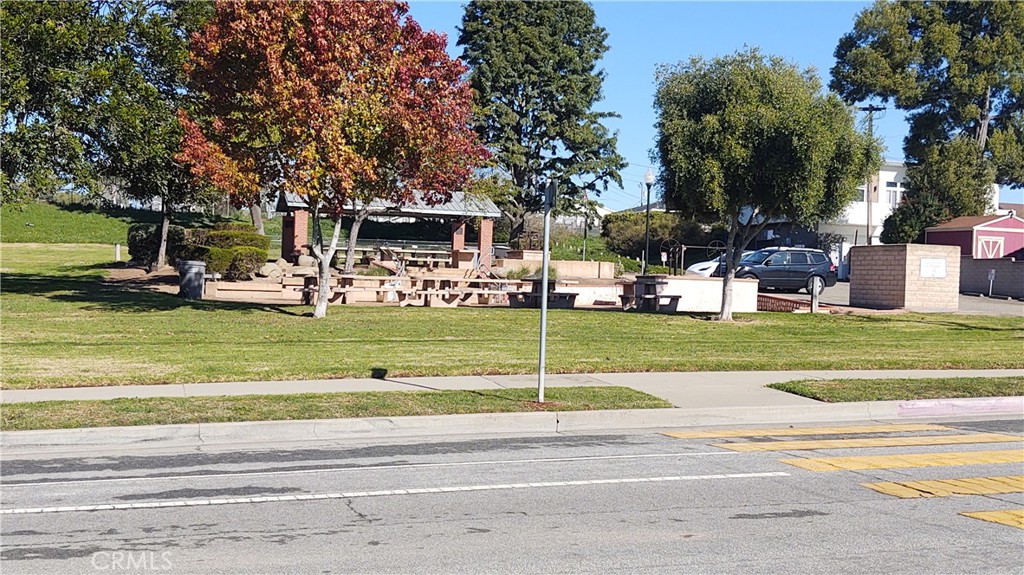 676 N 12th Street 21 Property Photo 22