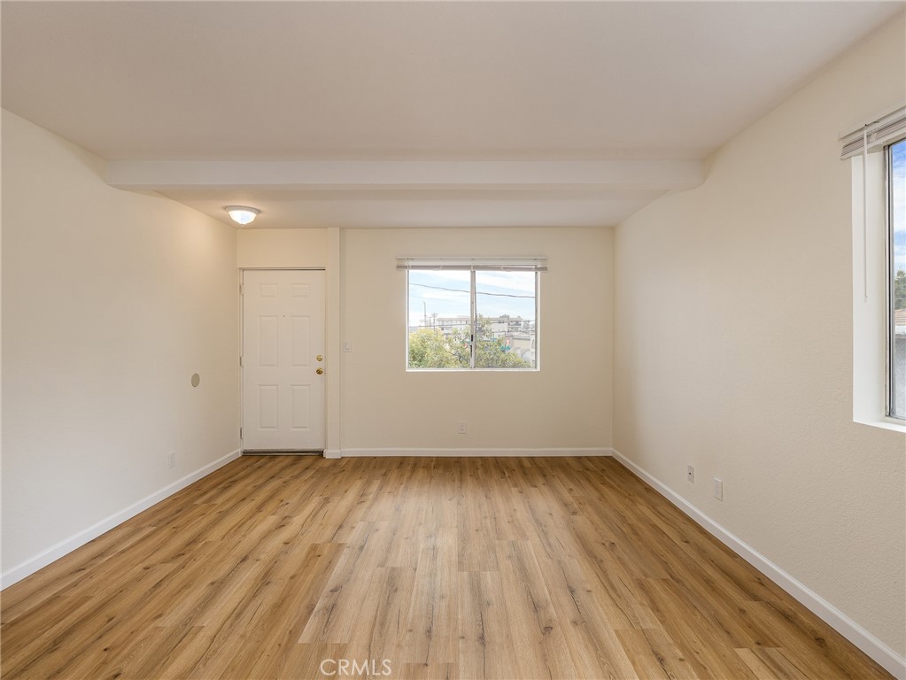 730 W 5th Street Property Photo 11