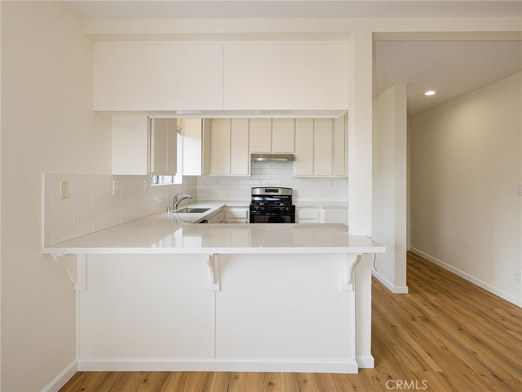 730 W 5th Street Property Photo 14