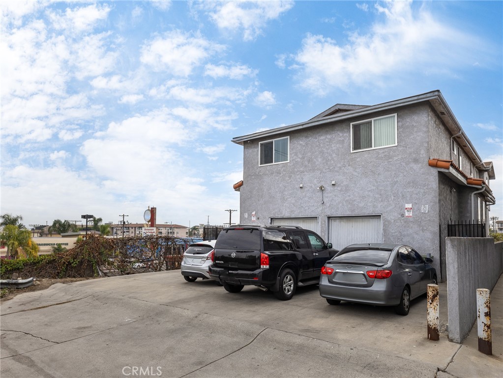730 W 5th Street Property Photo 34