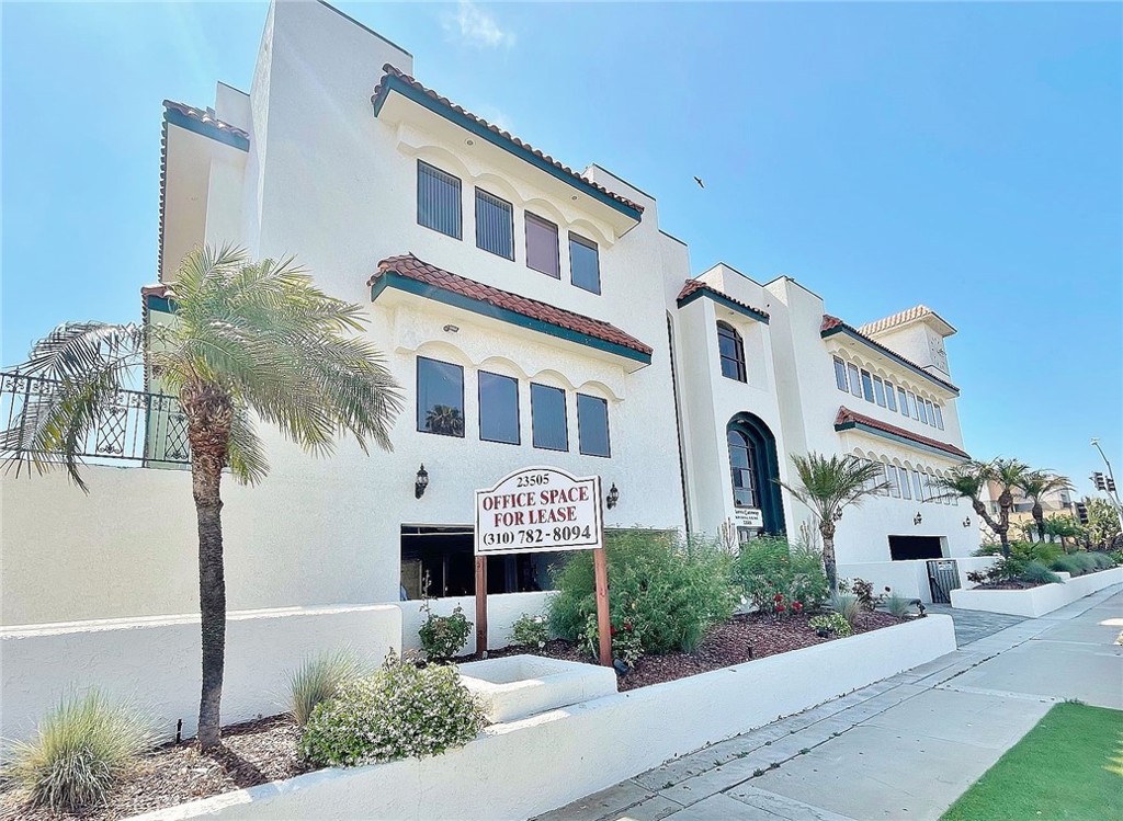 23505 Crenshaw Boulevard Property Photo 1