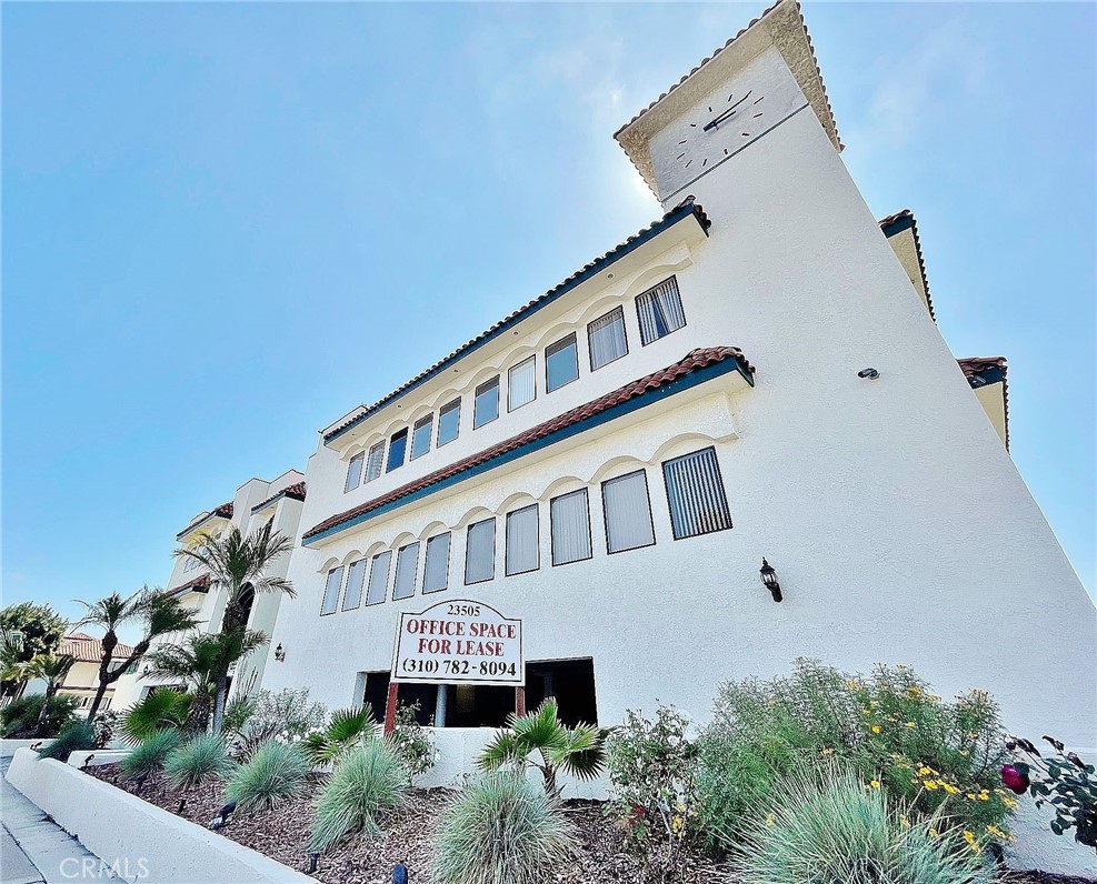 23505 Crenshaw Boulevard Property Photo 7