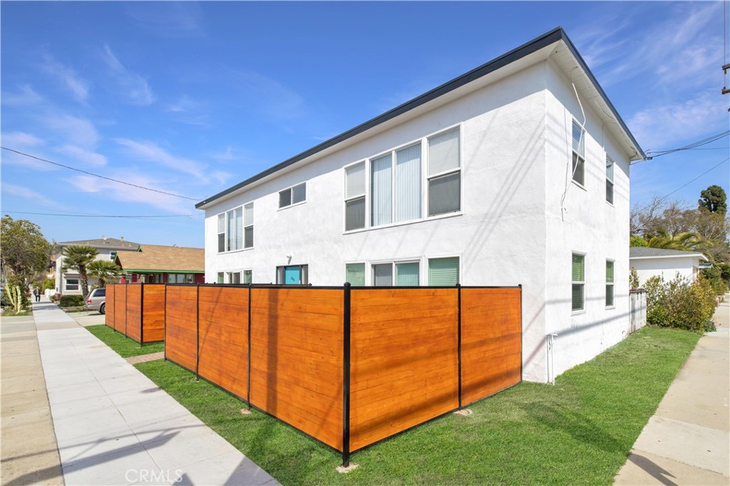 1000 Ximeno Avenue 1 Property Photo 18