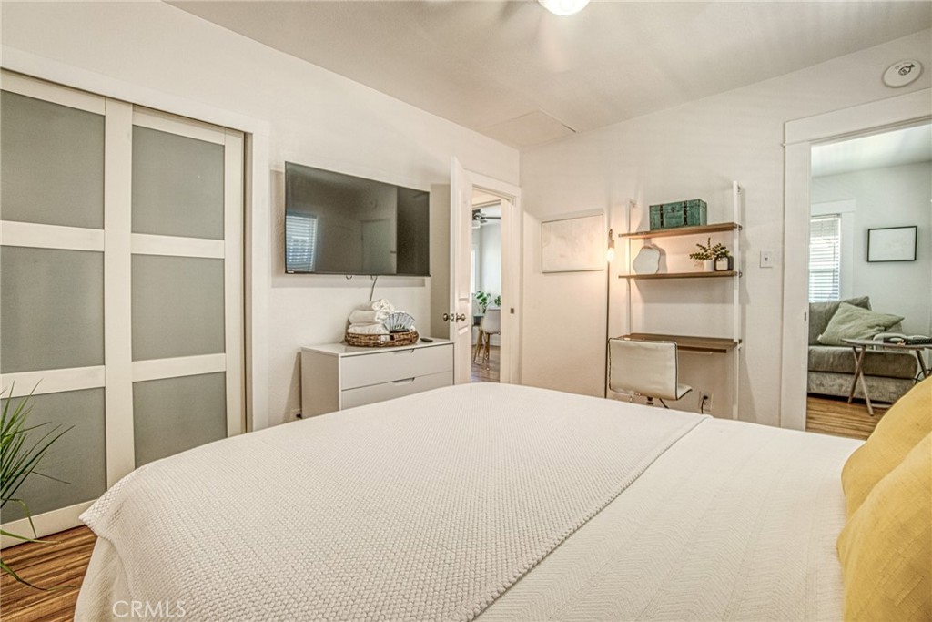 1075 Coronado Avenue Property Photo 4