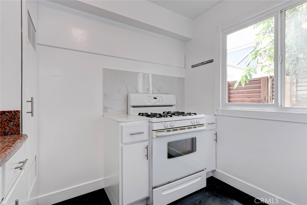 203 15th Street Property Photo 9