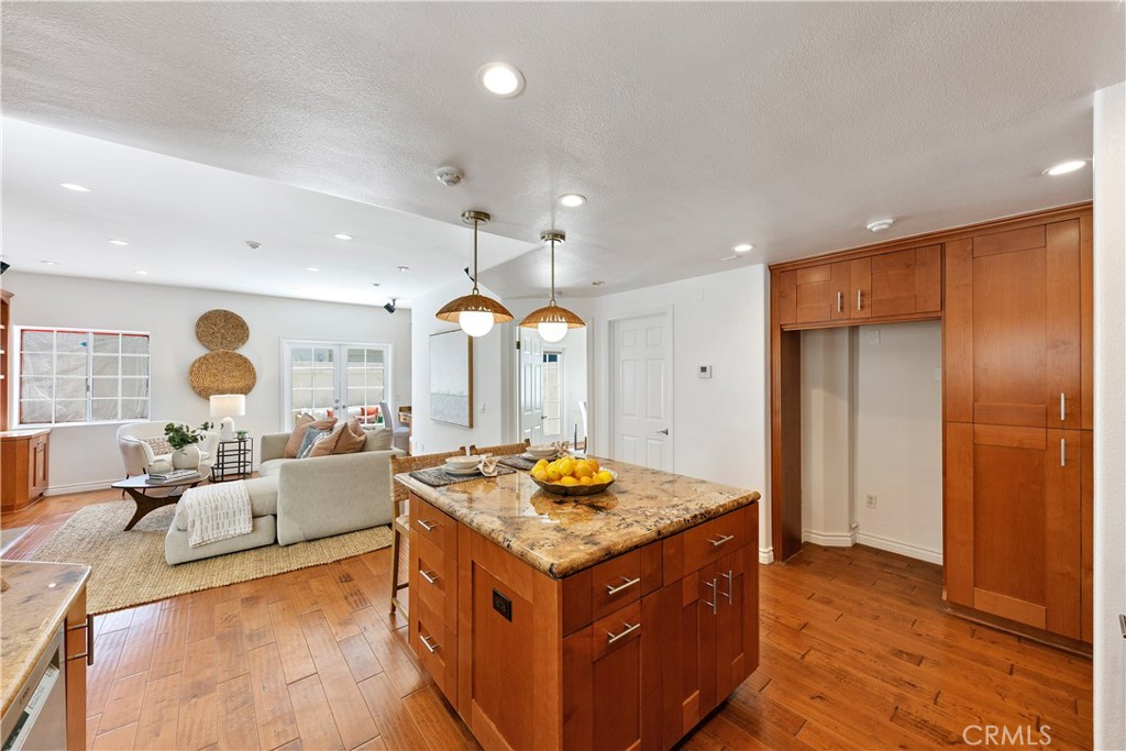 1114 Vincent Street A Property Photo 12