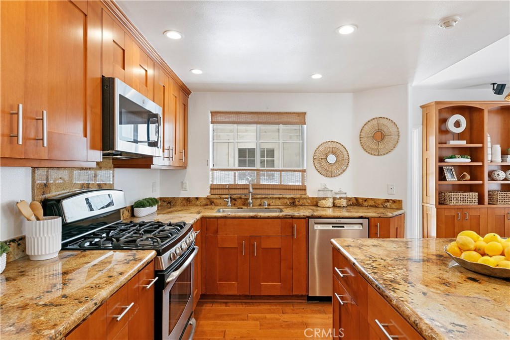 1114 Vincent Street A Property Photo 13