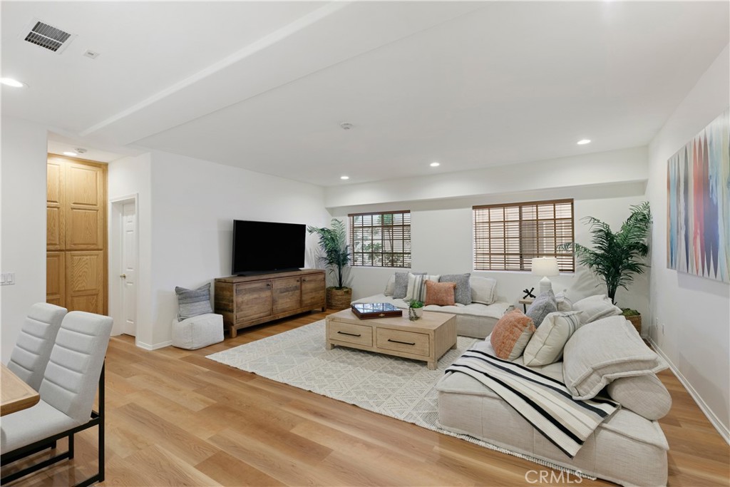 1114 Vincent Street A Property Photo 29