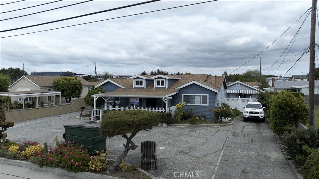 22102 Normandie Avenue Property Photo 2