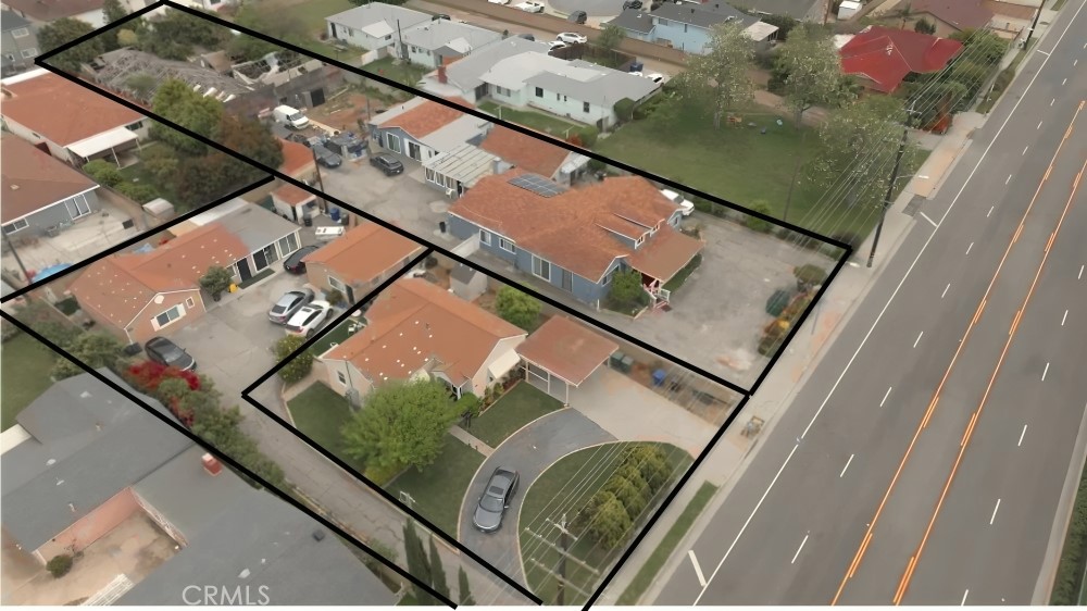 22102 Normandie Avenue Property Photo 4