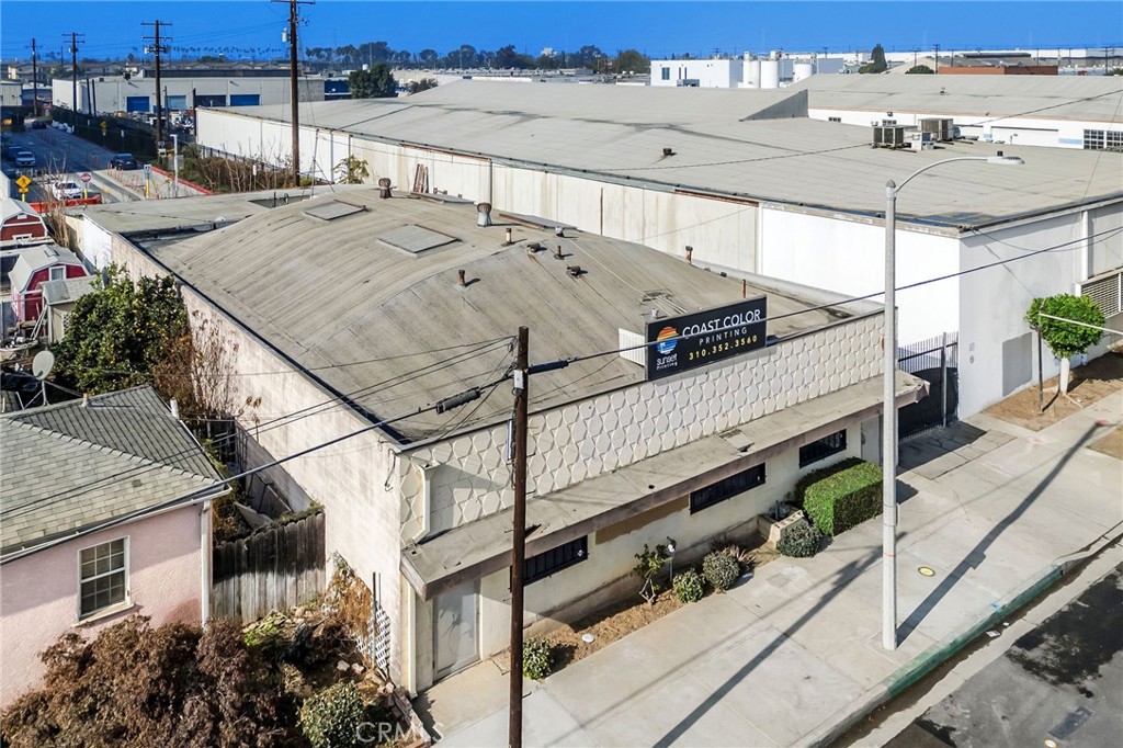 16301 S Broadway Street Property Photo 3