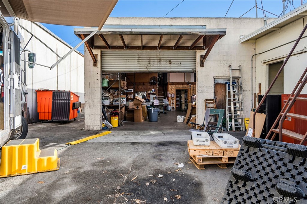 16301 S Broadway Street Property Photo 25