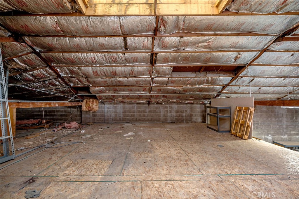 16301 S Broadway Street Property Photo 26