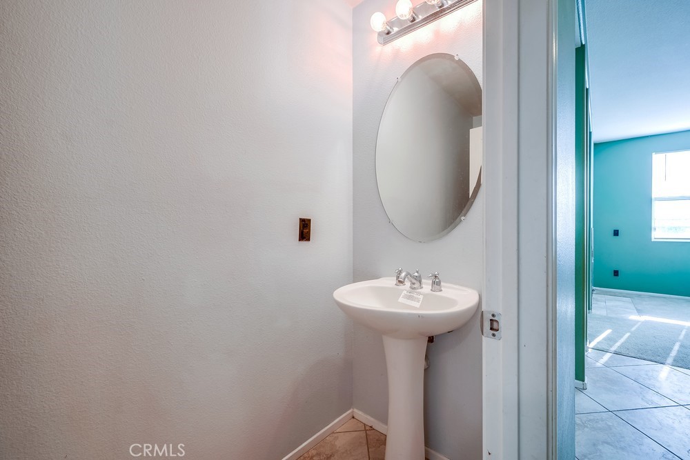 1800 E Lakeshore Drive 412 Property Photo 18