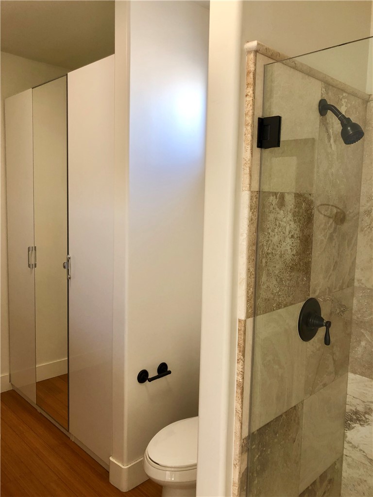 255 W 7th Street 20 Property Photo 10