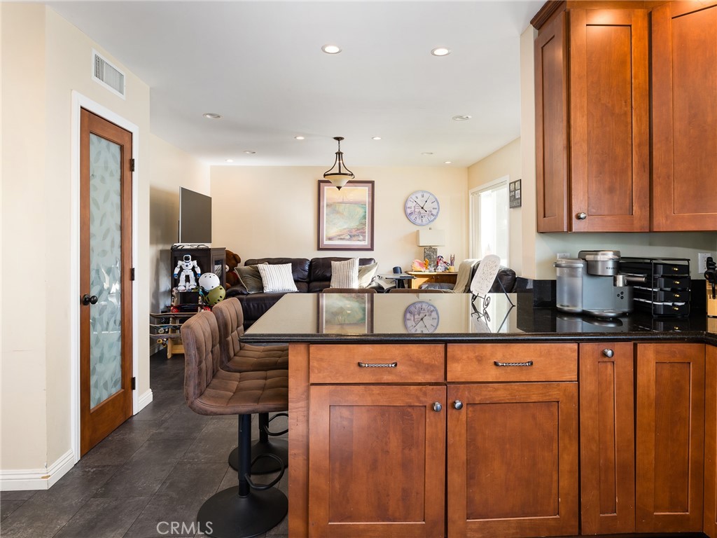 118 Virginia Street Property Photo 8