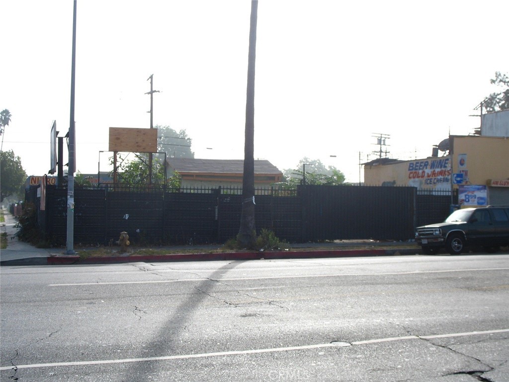 8000 Avalon Boulevard Property Photo 1