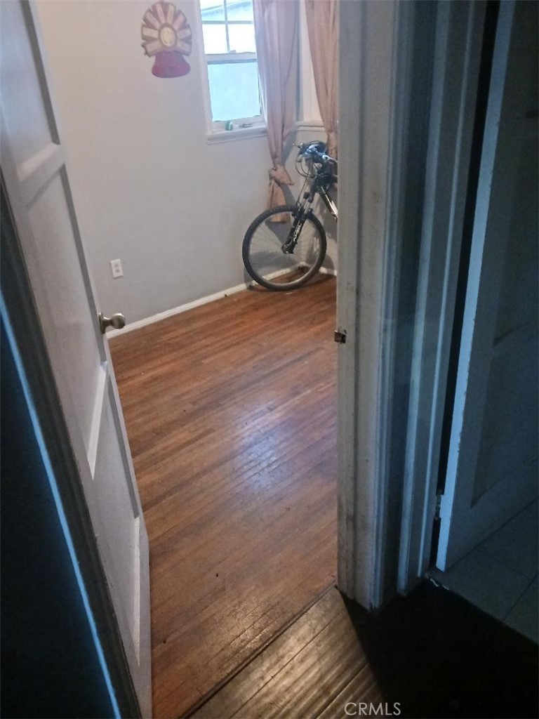5155 5157 W 104th St Property Photo 10