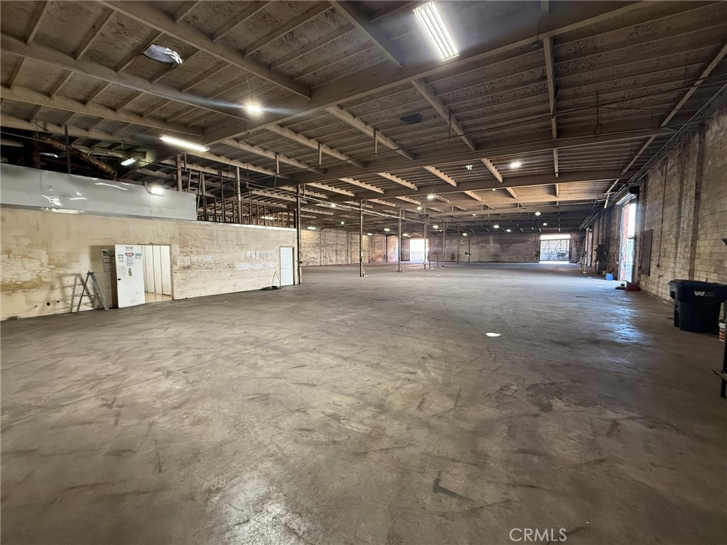 1201 W Jon Street Property Photo